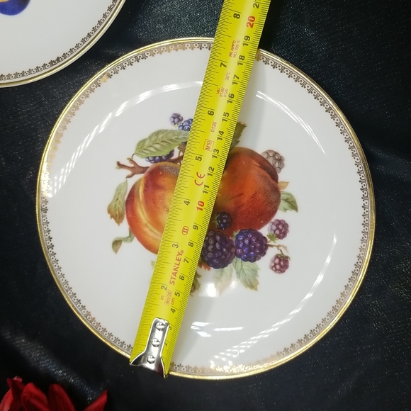 Debra Filigree Fruit Dessert Plates - Picture 8 of 12